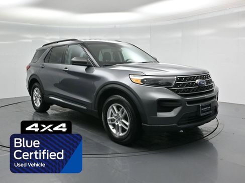 Certified 2022 Ford Explorer XLT w/ Class IV Trailer Tow Package image 1