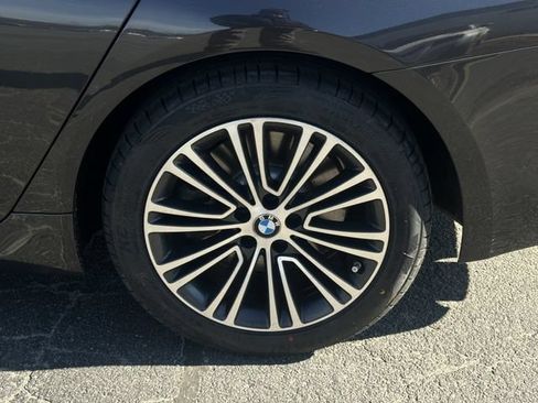 Used 2019 BMW 540i w/ Convenience Package RWD image 41