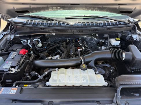 Used 2024 Ford Expedition XLT RWD image 52