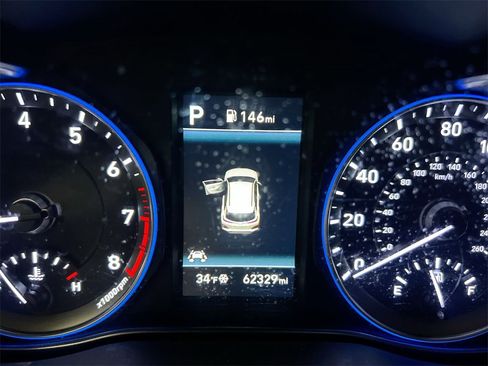 Used 2020 Hyundai Kona Limited image 13