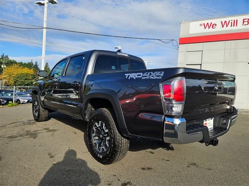 Certified 2023 Toyota Tacoma TRD Off-Road image 5