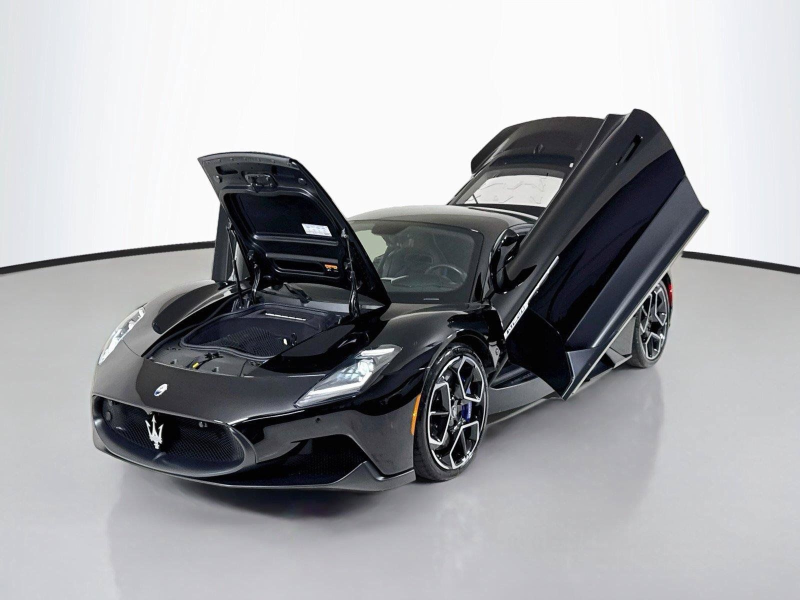Used 2022 Maserati MC20 Coupe RWD image 40