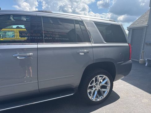 Used 2019 Chevrolet Tahoe Premier AWD/4WD image 5