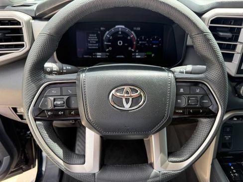 Used 2024 Toyota Tundra Limited AWD/4WD image 11