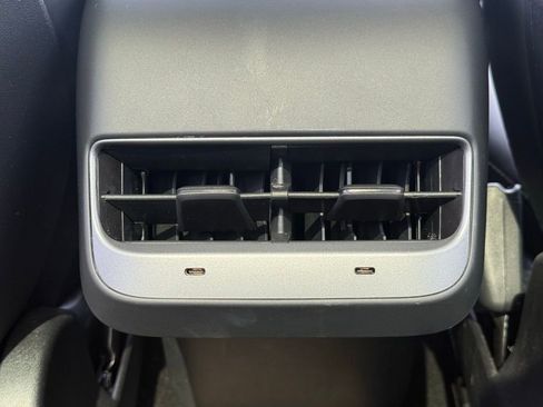 Used 2023 Tesla Model 3 Standard Range image 41