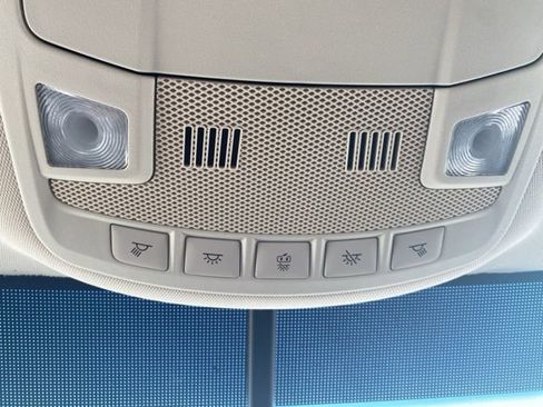 Used 2018 Ford Edge SEL w/ Equipment Group 201A image 25