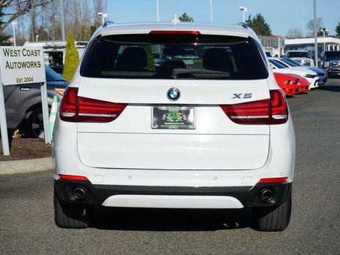 Used 2017 BMW X5 xDrive35d image 4