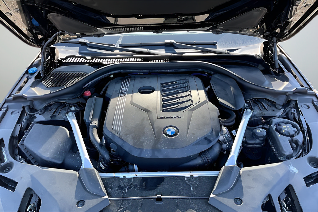 Used 2023 BMW 540i w/ Convenience Package RWD image 28