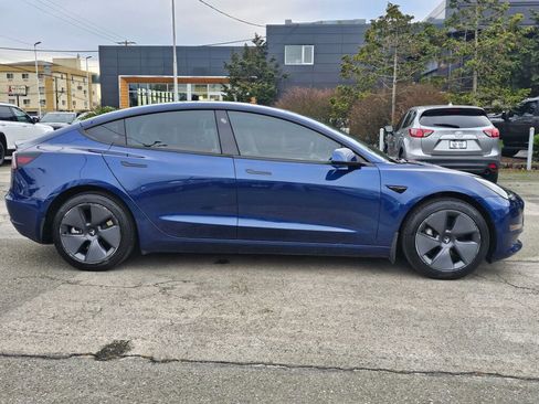 Used 2022 Tesla Model 3 Long Range image 8