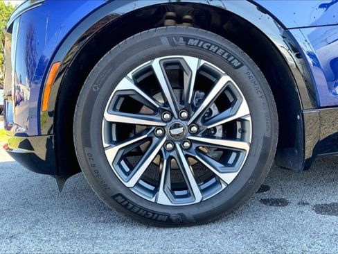Used 2024 Cadillac Lyriq Sport AWD/4WD image 8