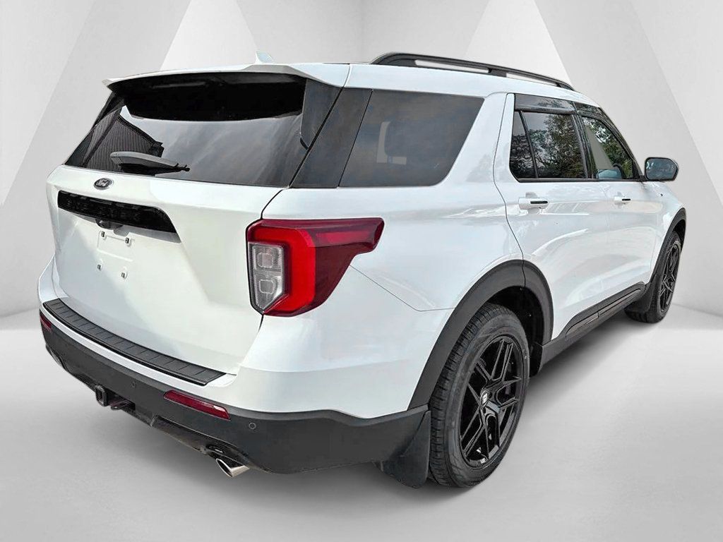 Used 2023 Ford Explorer ST-Line w/ Class IV Trailer Tow Package AWD/4WD image 7