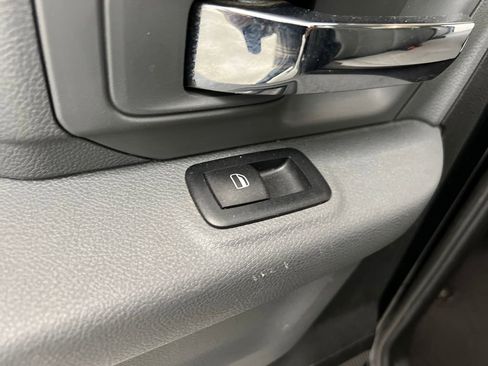 Used 2024 RAM 1500 Classic SLT image 16