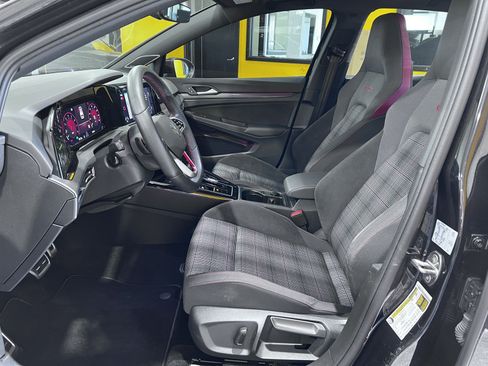 Used 2024 Volkswagen GTI SE FWD image 15