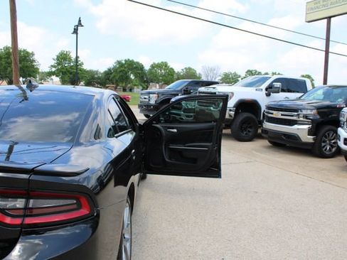 Used 2020 Dodge Charger SXT w/ Plus Group RWD image 40