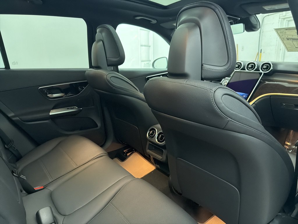 Certified 2026 Mercedes-Benz GLC 300 4MATIC image 25