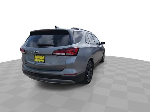 Used 2024 Chevrolet Equinox RS FWD image 8