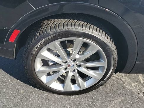 Certified 2023 Buick Envision Avenir AWD/4WD image 5