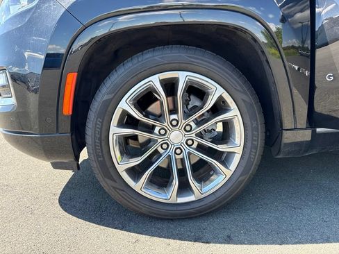 Used 2022 Jeep Grand Wagoneer Series II w/ Premium Group II AWD/4WD image 45