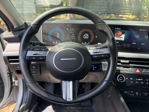 Used 2025 Hyundai Sonata SEL FWD image 27