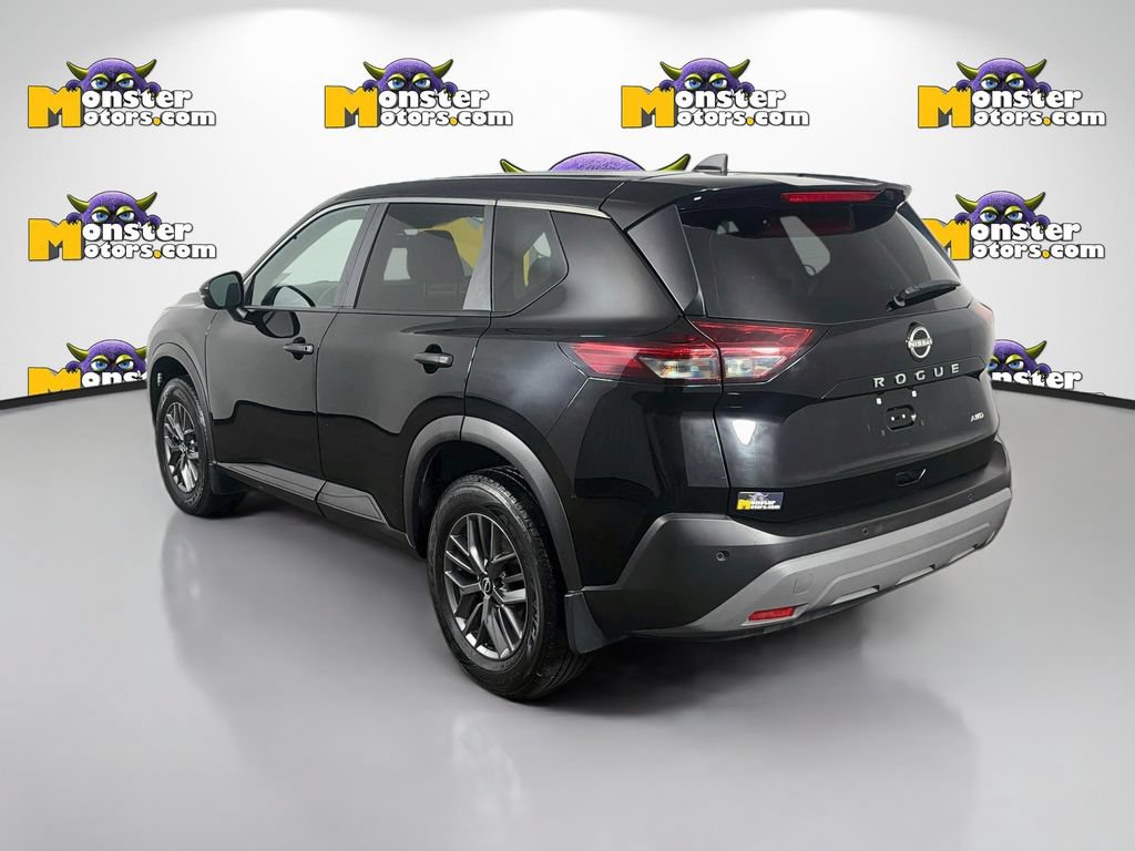 Used 2023 Nissan Rogue S AWD/4WD image 7