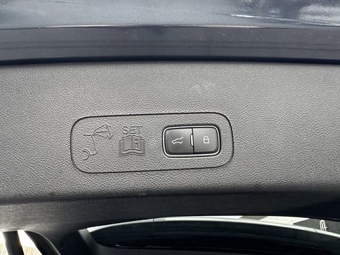 Certified 2023 Lincoln Aviator Reserve w/ Equipment Group 201A image 46