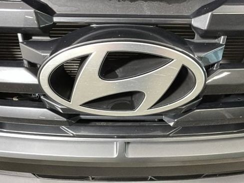 Used 2025 Hyundai Tucson SEL FWD image 8