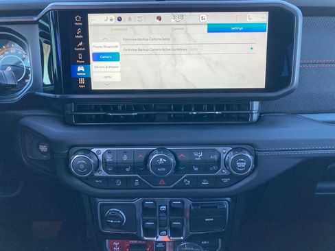 New 2026 Jeep Gladiator Rubicon w/ Safety Group image 20