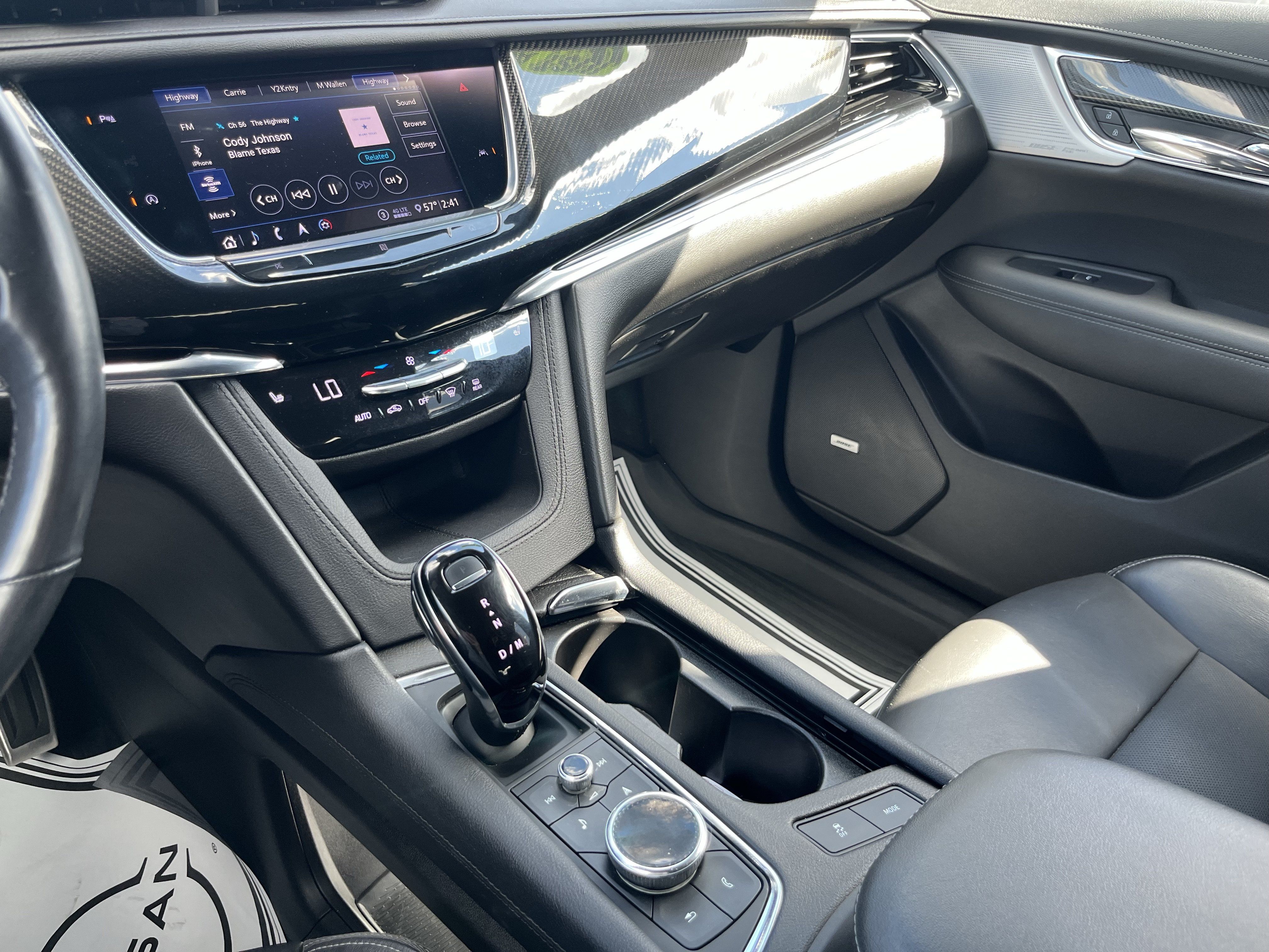 Used 2020 Cadillac XT6 Sport w/ LPO, Floor Liner Package AWD/4WD image 32