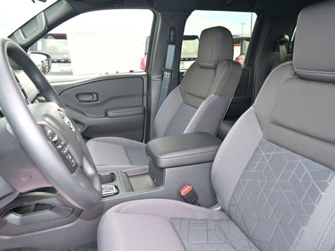 New 2026 Nissan Frontier SV w/ Tow Package image 22