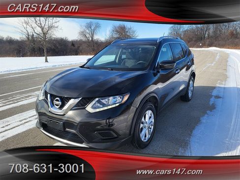Used 2016 Nissan Rogue SV image 1