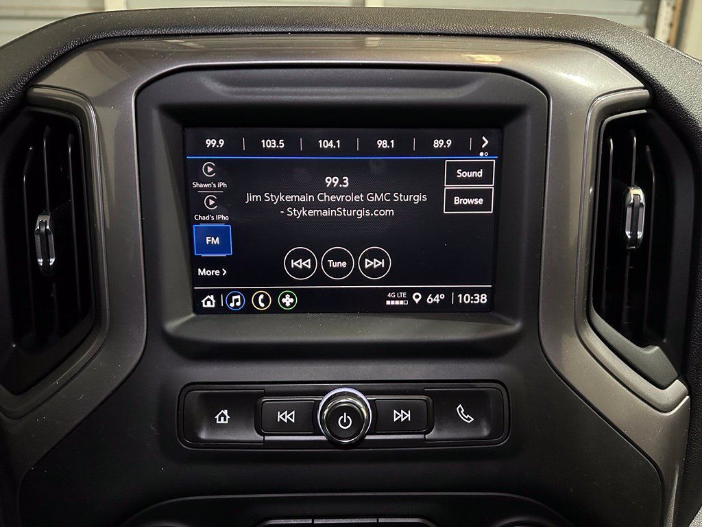 Used 2022 Chevrolet Silverado 1500 Custom Trail Boss w/ Midnight Edition AWD/4WD image 21