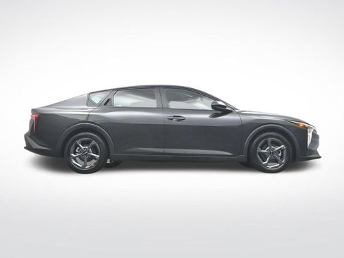 Used 2025 Kia K4 FWD image 43