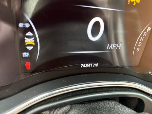 Used 2015 Jeep Grand Cherokee Summit w/ Platinum Series Group image 19