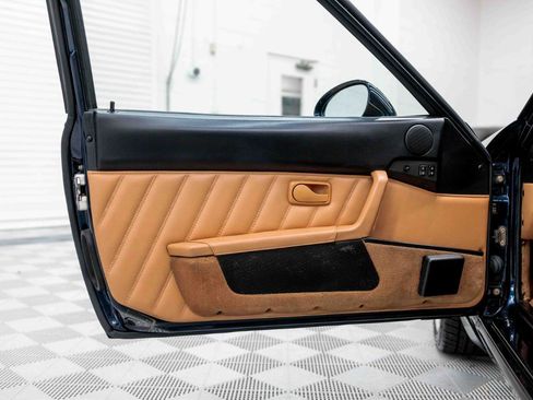 Used 1992 Porsche 968 Coupe RWD image 37