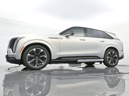 New 2025 Cadillac Escalade IQ Sport 2 image 16