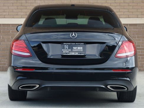 Used 2019 Mercedes-Benz E 300 image 10