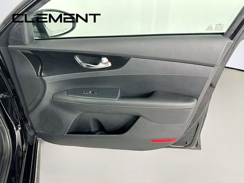 Used 2021 Kia Forte GT-Line w/ GT-Line Premium Package image 32