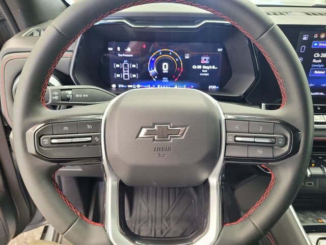Used 2025 Chevrolet Colorado Z71 AWD/4WD image 28