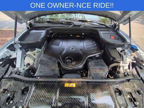 Used 2025 Mercedes-Benz GLS 450 4MATIC image 40