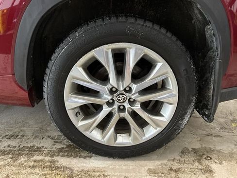 Used 2020 Toyota Highlander Limited image 34