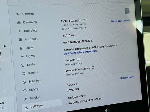 Used 2024 Tesla Model Y Long Range image 18