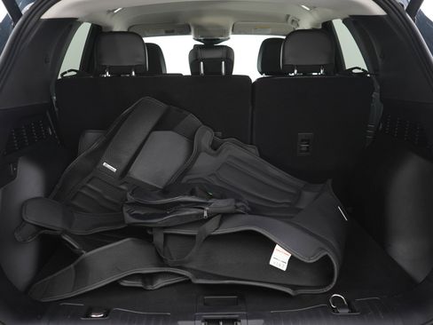 Used 2023 Ford Escape SE w/ PHEV Premium Package FWD image 11