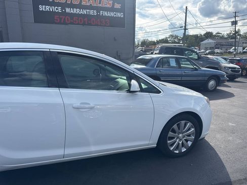 Used 2016 Buick Verano w/ Comfort Package FWD image 10