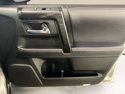 Used 2022 Toyota 4Runner TRD Off-Road Premium image 33