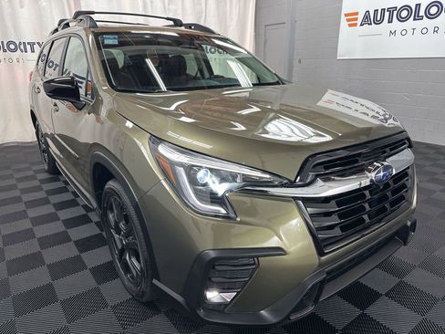 Used 2025 Subaru Ascent Bronze Edition w/ Onyx Package AWD/4WD image 2