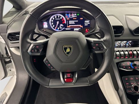 Used 2019 Lamborghini Huracan LP 580-2 image 11