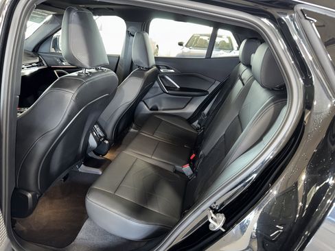 Certified 2025 BMW X2 xDrive28i image 15