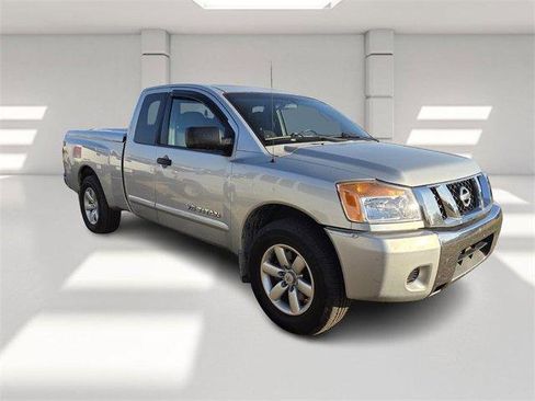 Used 2008 Nissan Titan XE image 3