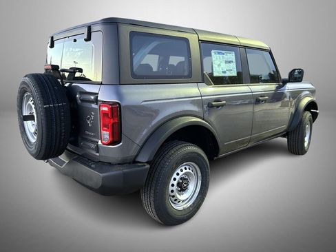 New 2025 Ford Bronco 4-Door image 5