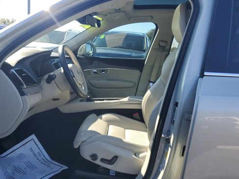 Used 2021 Volvo XC90 T6 Inscription w/ Advanced Package image 21